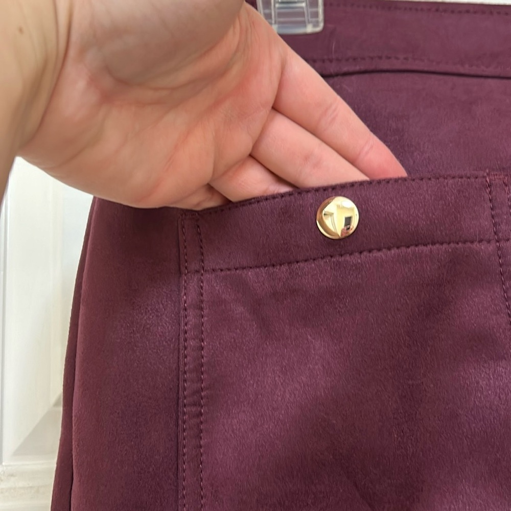 NWT Loft Faux Suede Burgundy Skirt- Size 12 - Picture 3 of 15
